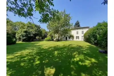 Image de 2 Bed apartment with private pool on the Dordogne river, restaurants 2 mins walk