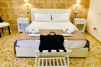 Image de Deluxe room in the center
