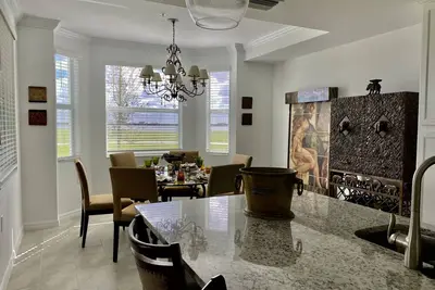 Image de Tony Lo Bianco’s Italian golf condo. Free golf membership and amenities