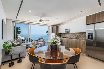 Image de Water Views | Luxury | Block 2 Beach | Amapas 353