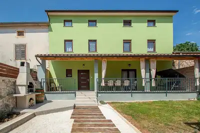 Image de Belle maison de 4 chambres Ă Sikici
