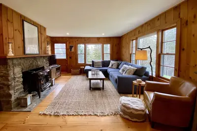Image de The Cozy Cabin - Bromley, Stratton, Magic