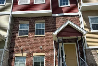 Image de Downtown 2bd 2. 5ba townhouse w/free garage parking