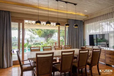 Image de Tropical backyard & Luxury wooden villa, 5 min to local night market, 10 to Mall