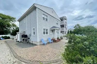 Image de Perfect Lbi Location for Young Families steps away from Bay Beach and playground