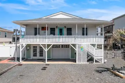 Image de \"Namaste\" - Canal home, Pet-Friendly, Private pool, 3 bedrooms / 2. 5 baths