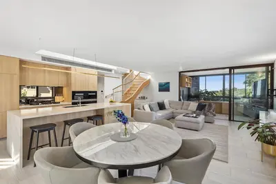 Image de Luxurious 3br penthouse apartment with private rooftop terrace