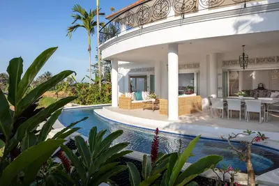 Image de Villa Tau: Beautifully appointed, spacious villa set in Ubud's iconic ricefields