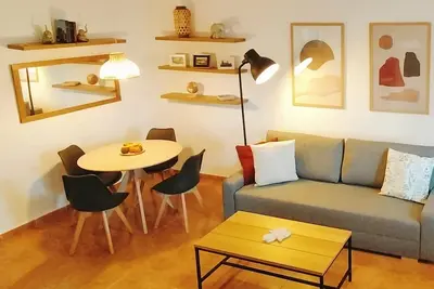 Luxurious holiday home near the beach with free WiFi