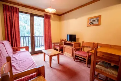 Image de Wifi, 100m du centre station, 3ème étage, vue montagne, balcon, télévision, casier à ski, 31m²