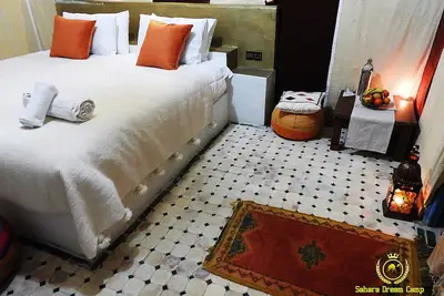 Image de Dormir dans une tente du Luxe Ă Merzouga