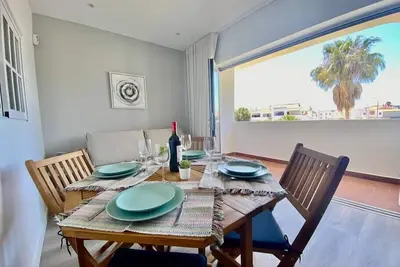 Image de **Tout confort dans résidence avec piscine, fibre**