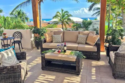 Image de Oceanview villa, steps from the beach. Private pool / Bbq