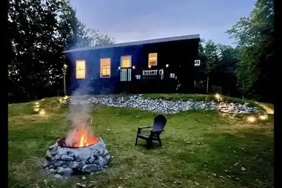 Image de Private mountain cabin with hot tub!
