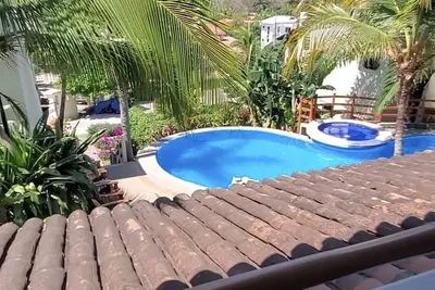 Image de Beautiful 2 bedroom condo in Las Palmas 2 blocks from the beach