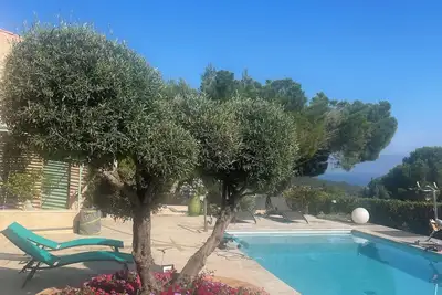 Villa  Vue Sur Le Golfe De Saint-Tropez