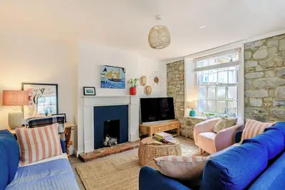 Image de 4 bedroom accommodation in Lyme Regis