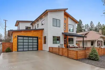 Image de Luxury Home min from downtown Cda