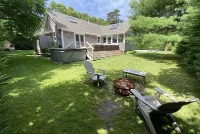 Image de ** Vineyard Vacation Retreat ** with Hot Tub