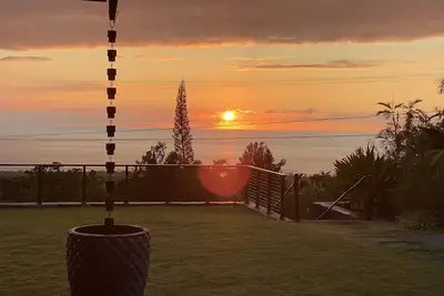 Image de New 2 Bedroom Guesthouse with Mountain & Ocean View!