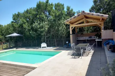 Image de Villa familiale au calme avec piscine
