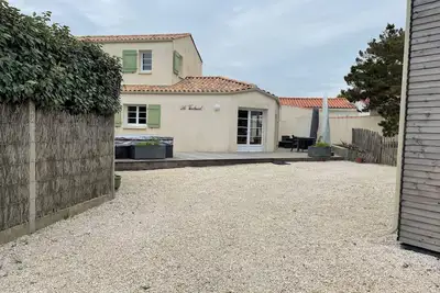 Image de Maison Familiale, proche de la mer.