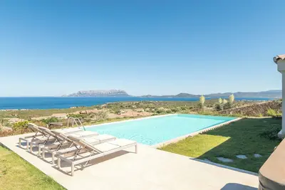Image de Belle villa \"Martina\" avec vue sur mer, piscine et climatisation