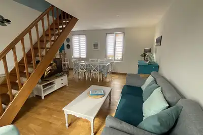 Image de Le Cottage de la Plage maison à 400 m de la mer avec garage et cour ensoleillée