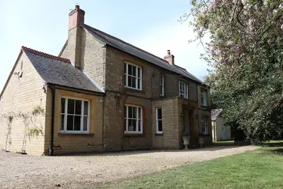 Image de Period 8br Country House with Day Spa