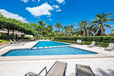 Image de Private Villa, Pool, Bbq, Walk to Beach