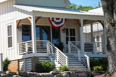 Image de On The Rocks at River Rocks Plantation
