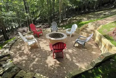 Image de Pet-Friendly Beech Mtn Retreat w/ Views