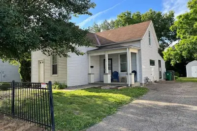 Image de Main, Three Bedroom House in Historic Loveland