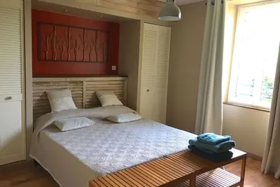 Image de La Dorépontaise - double chambre d'hôtes en pleine nature avec piscine