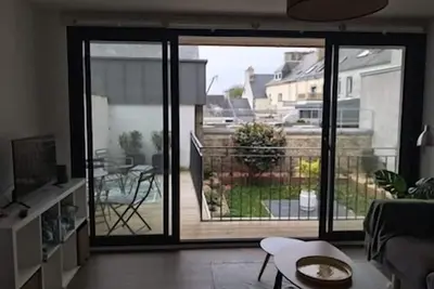 Image de Appartement centre ville avec terrasse au pied de la cathédrale.