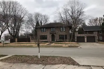 Image de Downtown Green Bay 1920's Home only 4 miles from Lambeau Field