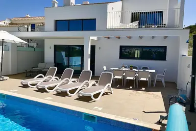 Stunning Villa with Heated Pool Sea Views and Walk to Beach