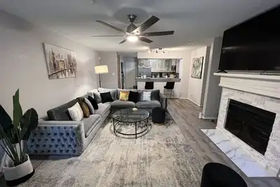 Image de Lovely 2-Bedroom Condo w/garage, pool & tennis court