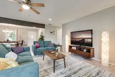 Image de Stylish Mid Century Modern Home @ Lake Ray Hubbard