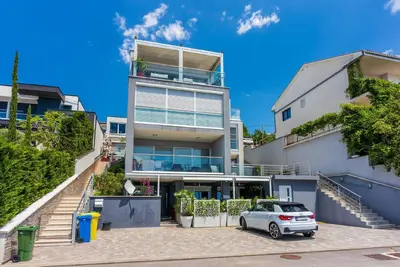 Image de Appartement de vacances pour 6 personnes env. 98 qmà Crikvenica, Baie de Kvarner (Crikvenica et environs)