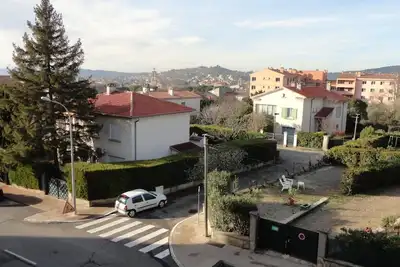 Image de T2\/T3 on the heights of Manosque, with shared garden
