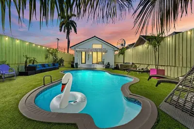 Image de The Velvet Palm | Pool | Hot Tub | Midtown
