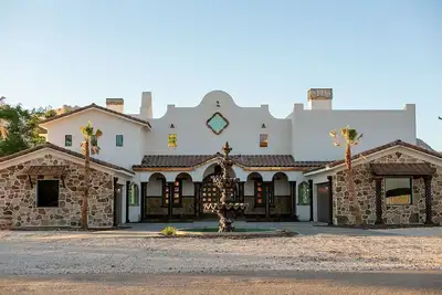 Image de Luxury Villa near Zion National Park | Private Pool, Spa, Sauna, Yard, & more!