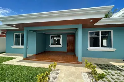 Image de Luxury Beach Home with Private Pool