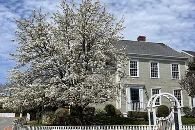 Image de Spacious family friendly home in Naushop close to town and beaches.