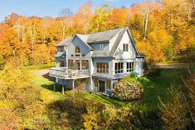 Image de Luxury Mountaintop Estate – Spacious Retreat with Breathtaking Views