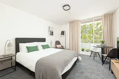 Image de Cremorne - Mpole Military Road - Approx. $825-$1050 per/week Furnished Apartment - Cremorne - Central to Everything