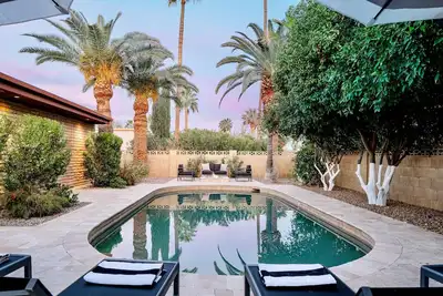 Image de *New* The Bungalow: Scottsdale's Desert Retreat! Central Location