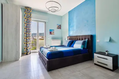 Image de [Free Parking] Blue Sky Sorrento Apartment