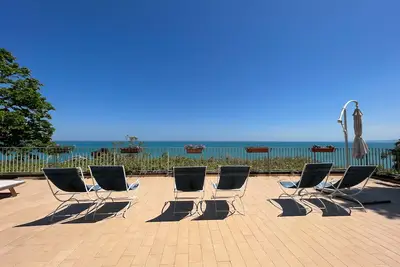 Image de Apartment in Villa by the Sea 3 km from Vasto Marina